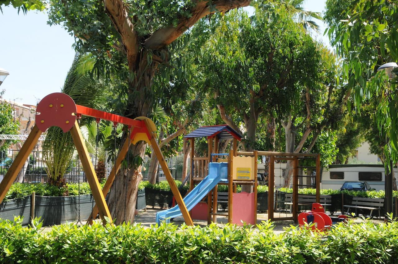 Camping & Village Eucaliptus Alba Adriatica Exterior foto