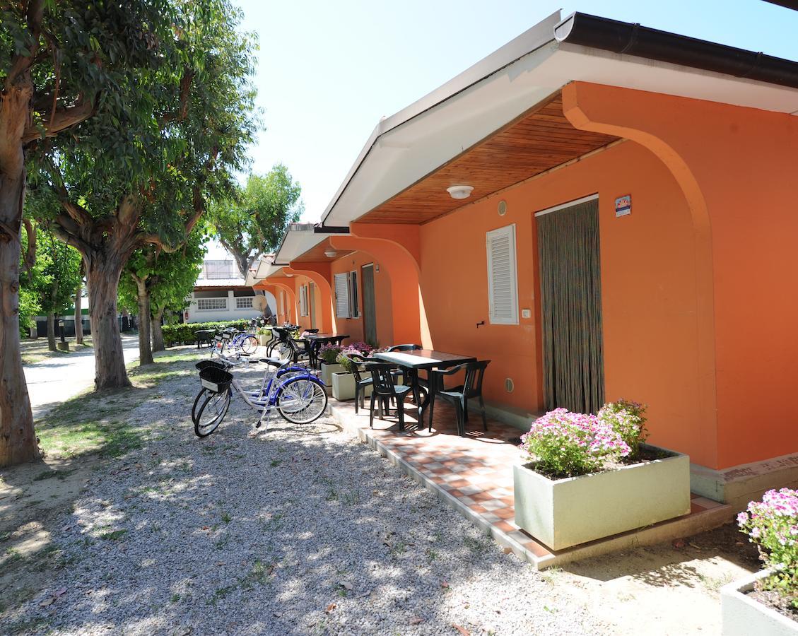 Camping & Village Eucaliptus Alba Adriatica Zimmer foto