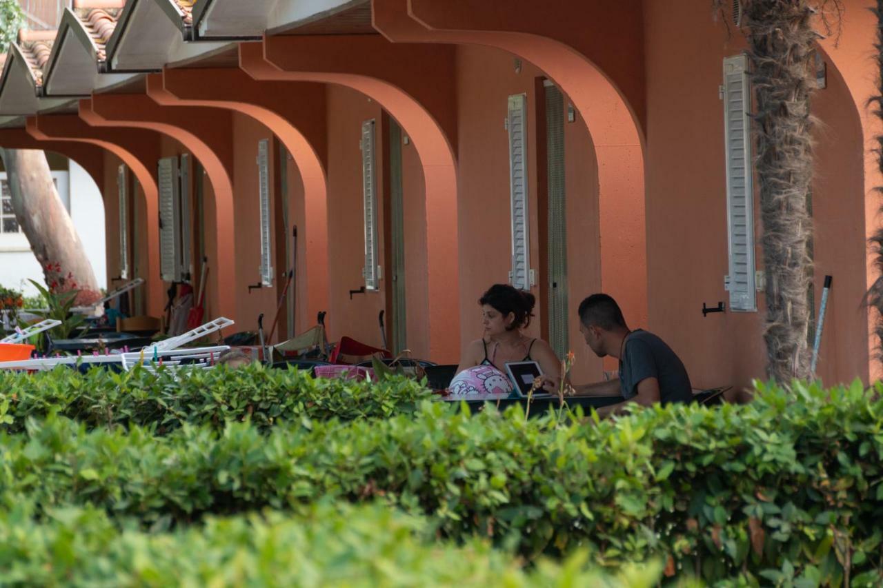 Camping & Village Eucaliptus Alba Adriatica Exterior foto